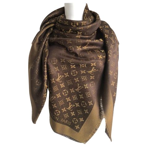 echarpe louis vuitton homme prix|echarpe louis vuitton femme occasion.